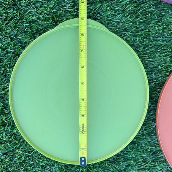 Tupperware Round Lids Set of 3 | 3092B-1, 3094B-2, 3096B-5 - Picture 4 of 8